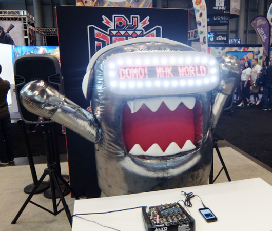 NYコミコンにNHK WorldのどーもくんとDJ DOMOくん⁈登場_b0007805_1051599.jpg