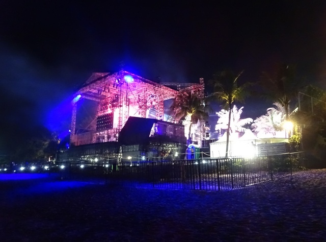 f0201054_23353797.jpg