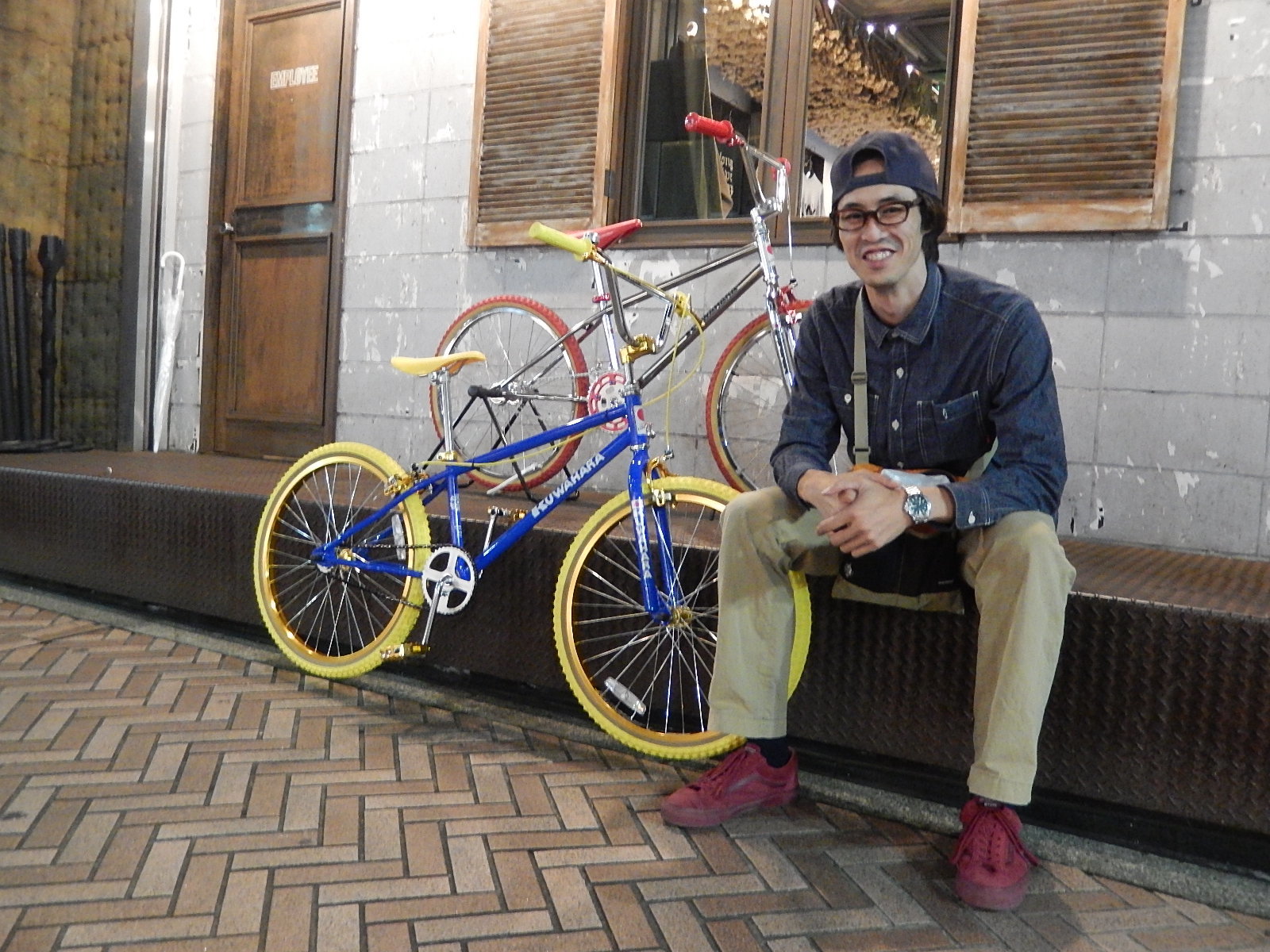 10月8日　渋谷　原宿　の自転車屋　FLAME bike前です_e0188759_18072848.jpg