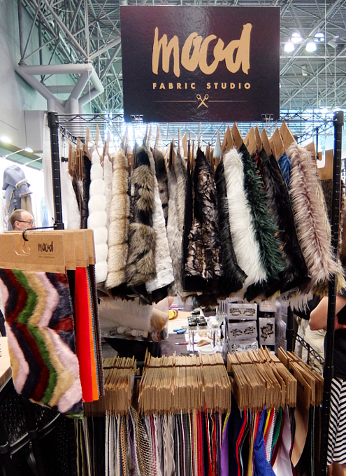 NY No1の生地屋さん、Mood FabricsのNYコミコンブース_b0007805_930789.jpg