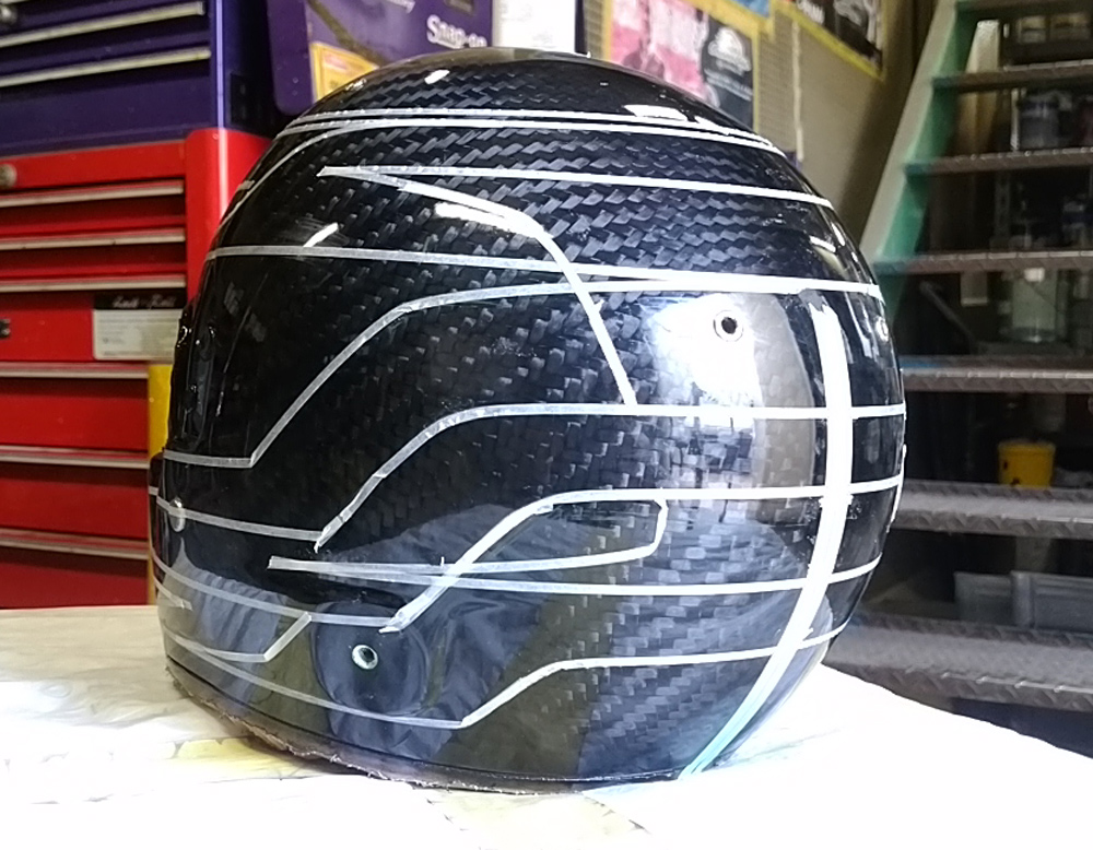 BELLのカーボンヘルメットをペイントしてみた。_d0130115_13365166.jpg