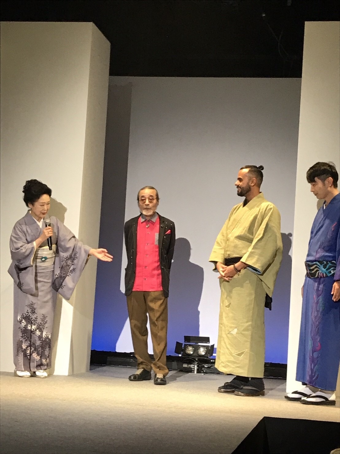 きものサローネin日本橋 青野保夫着物ショー_f0140343_14553422.jpg