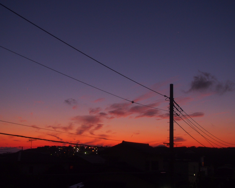 マジックアワーの夕景色。_b0022268_19280542.jpg