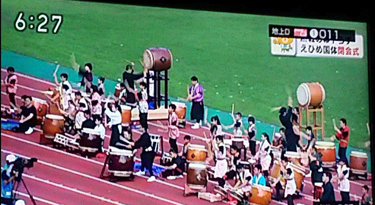 f0231709_23495180.gif