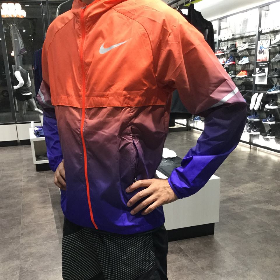 Shield プリズムフーディジャケット Nike Running Nagoya Sports Quest