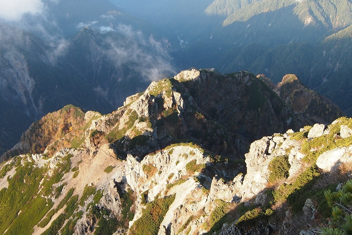 槍ヶ岳北鎌尾根登山2017　3　北鎌沢出合～P11_c0236857_08295074.jpg