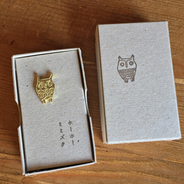 きたのまりこさんのピンバッチ_c0215933_1535126.jpg
