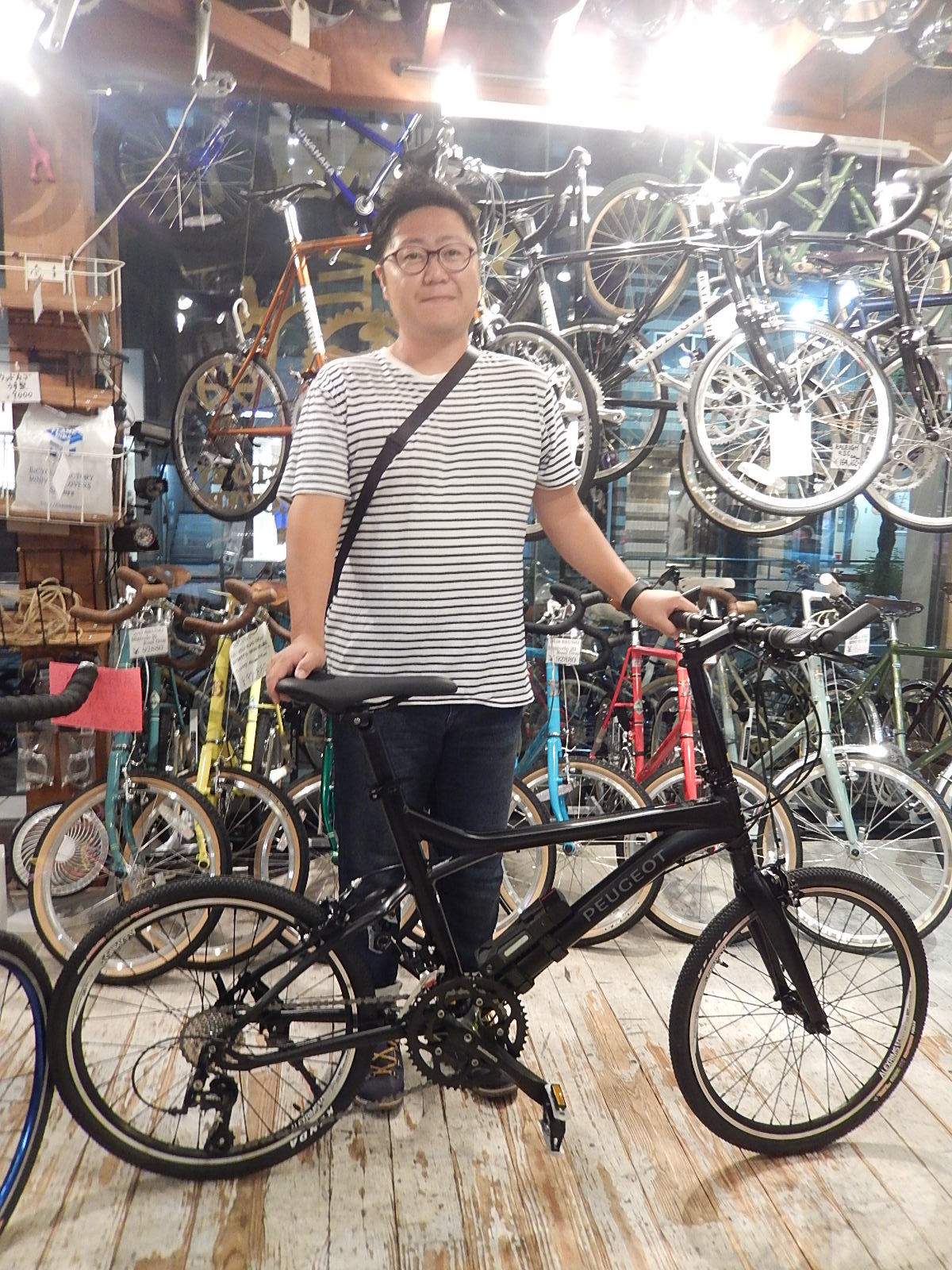 10月11日　渋谷　原宿　の自転車屋　FLAME bike前です_e0188759_18274914.jpg