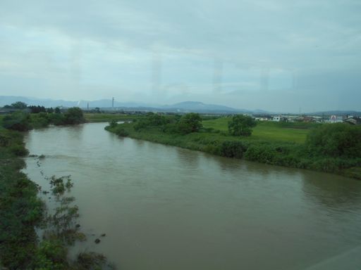 真夏の北日本海鉄道 完結編 (北陸3セク3鉄道/北陸本線/阪九フェリー/ほか)_b0005281_21470048.jpg