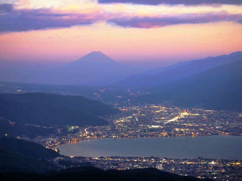 高ボッチ富士山シルエットロマン（２）・・・１０月１０日は霧とモヤに悩まされる日になった_a0031821_17570716.jpg