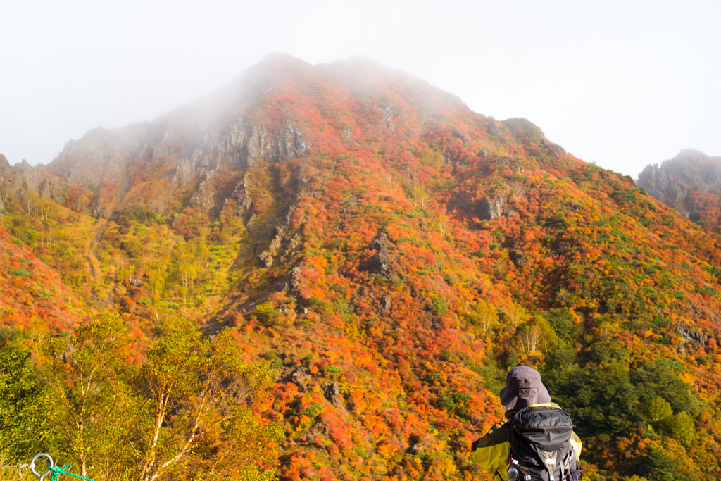 那須岳　真っ赤に染まる姥ヶ平　2017年10月08日（日）①_d0161322_22314899.jpg