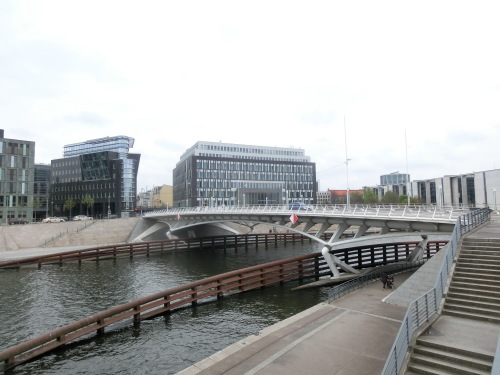 b0214184_05120987.jpg