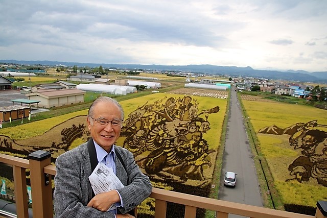 藤田八束の鉄道写真＠田んぼ芸術、田んぼアートを田舎館村で見学、素晴らしい芸術に触れる（第一会場にて）_d0181492_20555506.jpg