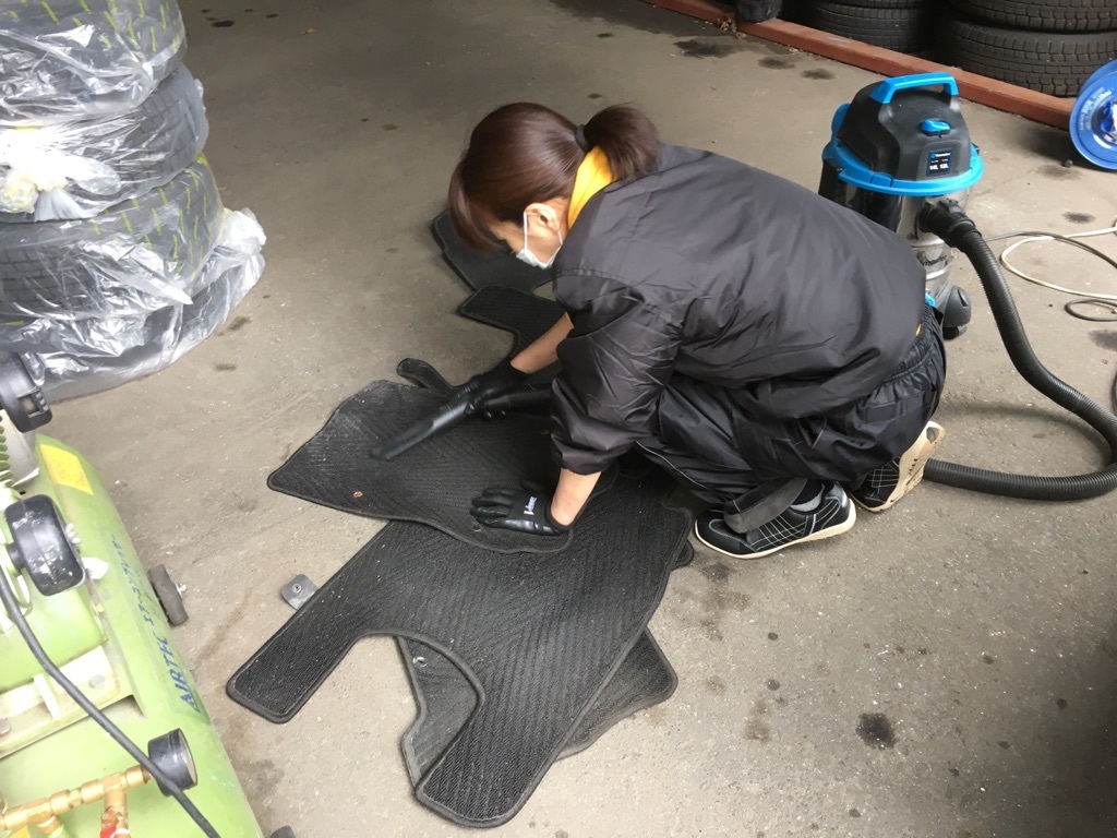 10月13日(金)☆TOMMYアウトレット☆あゆブログ(*^^)v エスティマH様納車♪ 自社ローン・ローンサポート_b0127002_16333867.jpg