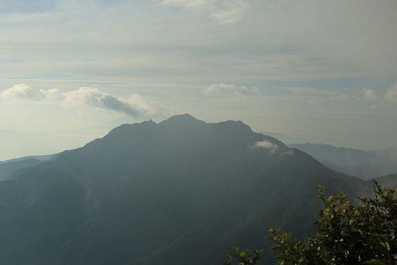 f0000521_05375193.jpg