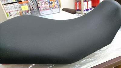 MT09トレーサーにバイクザシートインサイド_e0114857_201427.jpg