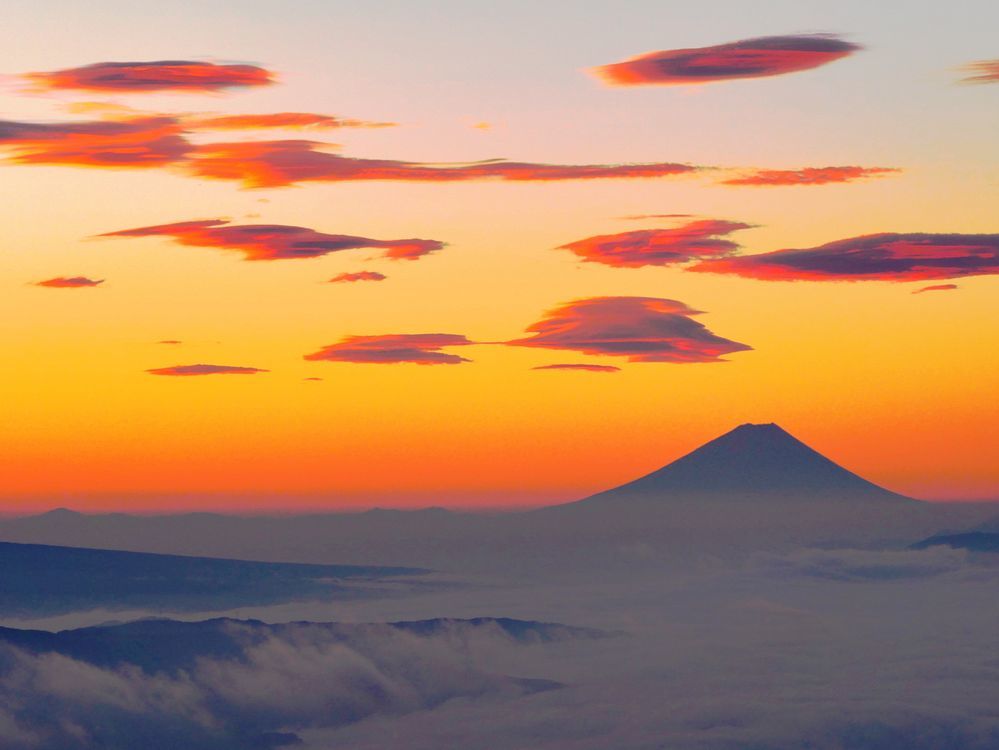 これ程の朝焼け富士山は初めてだ♪・・・高ボッチから富士山シルエットロマン（４）_a0031821_14181396.jpg