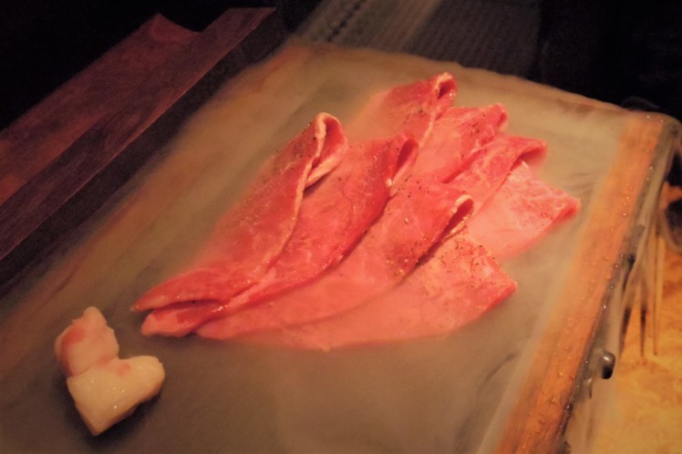 新橋「Yakiniku Futago 」NYから凱旋したオシャレ焼肉で”宝石のようなメニュー”を_b0354293_19090804.jpg