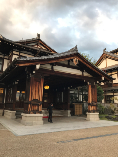 ナララー奈良に降り立つ。_a0271541_10573517.jpg