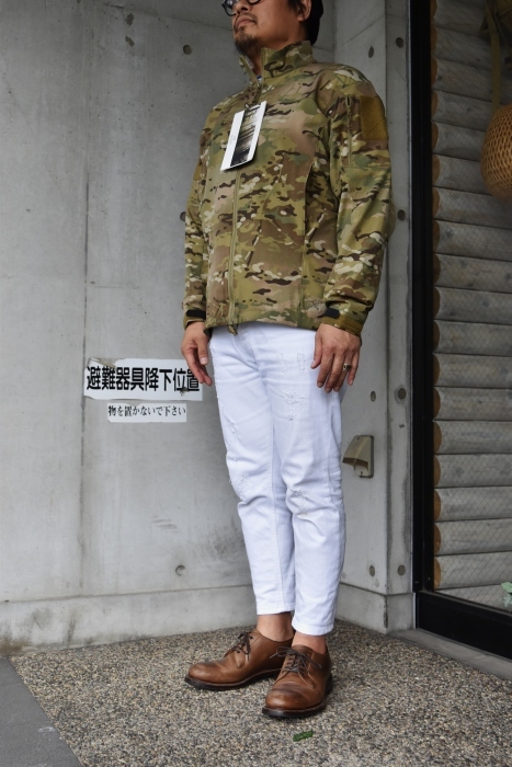 ARK\'TERYX ・・・ COMBAT JACKET CAMO (US LEAF ライン限定)!★!_d0152280_12595607.jpg
