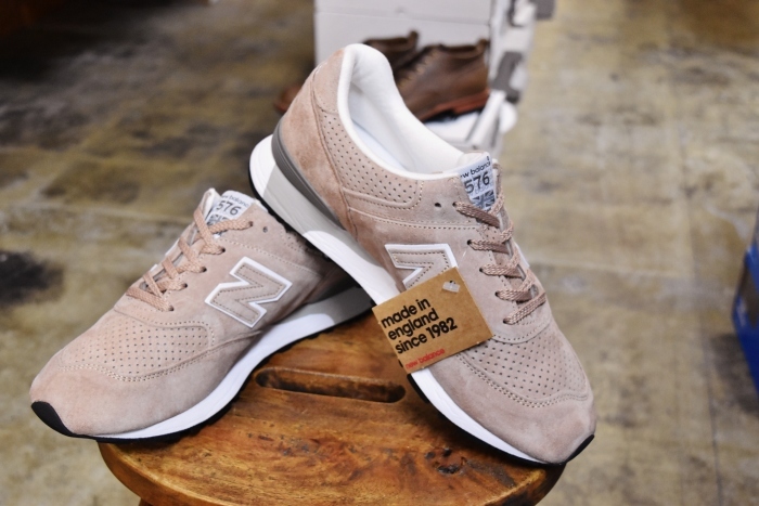 new balance W576 (MADE in England) サイズ限定・お買い得★です(^^♪_d0152280_20062225.jpg
