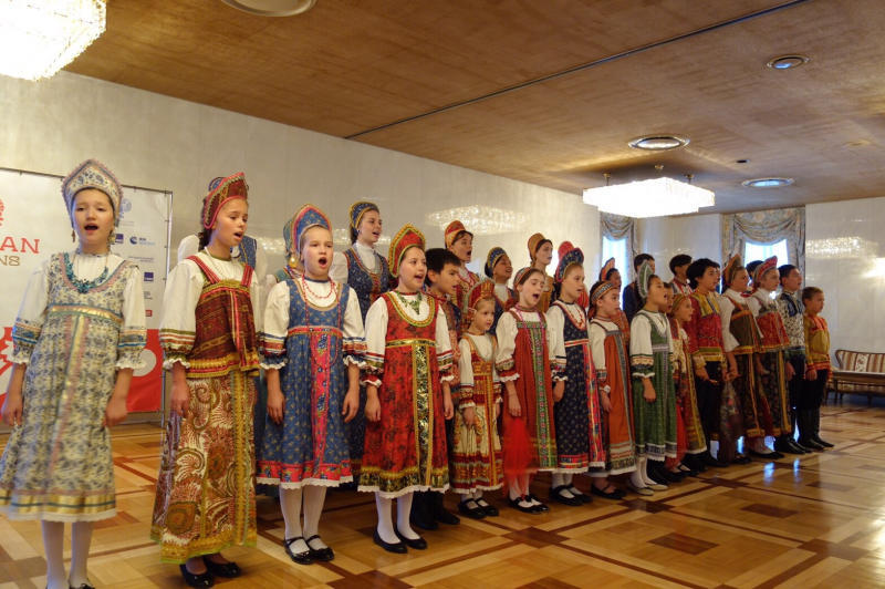 ロシア大使館公邸でのお茶会_c0195496_00183007.jpg
