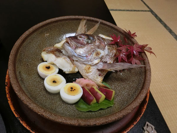 料亭旅館「人丸花壇」_e0131399_23184889.jpg