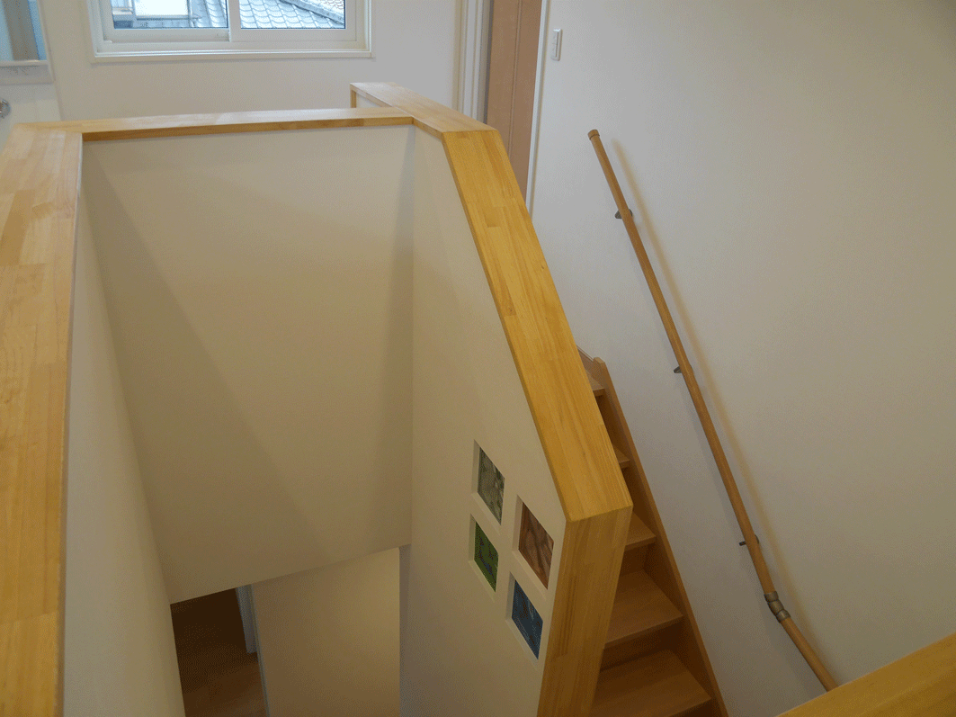 b0129758_08444776.gif