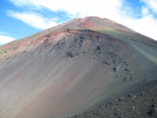 富士山頂に通じる4つの登山道は県道_c0219866_12332889.jpg