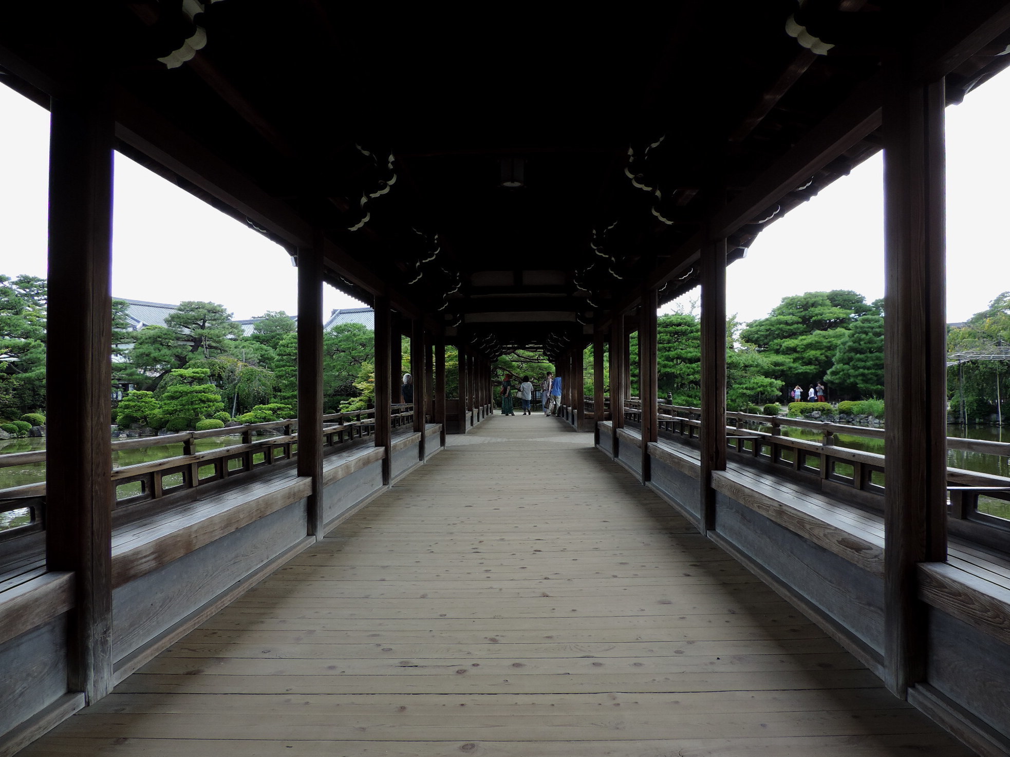 京都そぞろ歩き・庭園探訪：平安神宮神苑_f0049074_22115962.jpg