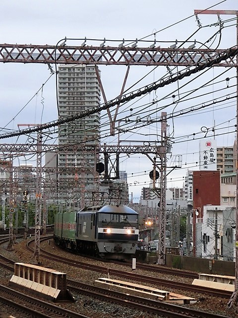 藤田八束の鉄道写真 阪急電車春日野道駅は絶好の鉄道写真撮影ポイント 素晴らしい撮影ポイント 藤田八束の日記