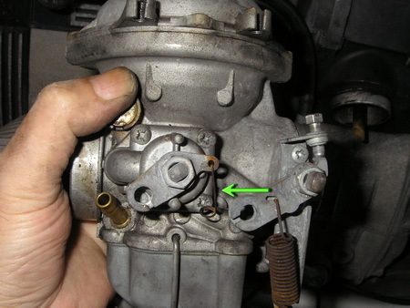 BMW R100R 整備 キャリパーの引きずり、キャブ不調_e0218639_10574059.jpg