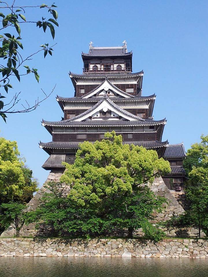 2015/5GW 広島、岩国と呉のたび。(金水館について、西蓮寺遺物被爆仏頭、白木鳥居、モージャー氏写真について追記、厳島神社大鳥居の白木時代について追記)_b0116271_16013611.jpg