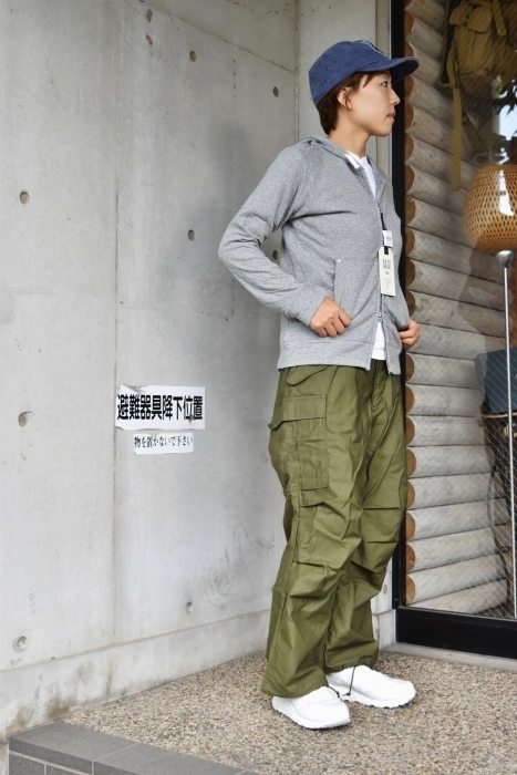 火曜営業のお知らせ　　と　　newbalance　　と　　WHEEL ROBE_d0152280_03435839.jpg