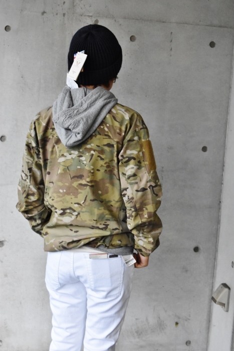 ARK\'TERYX ・・・ COMBAT JACKET CAMO (US LEAF ライン限定)!★!_d0152280_05070533.jpg