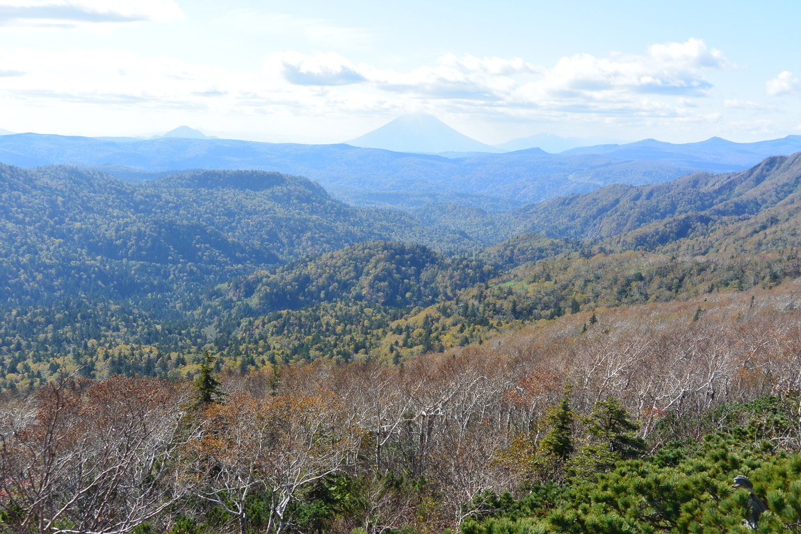 2017年10月 『深秋の山歩き（空沼岳）、岩登り（西岩狭）』October、2017 \"Climbimg in the Autumn Color\"_c0219616_17063713.jpg