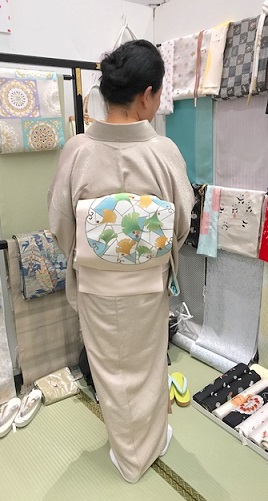 サローネまさか東京で!akeさん、すみれ庵さんの素敵な装い。_f0181251_17244049.jpg