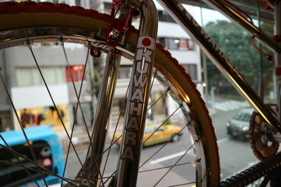 10月18日 渋谷 原宿 の自転車屋 FLAME bike前です_e0188759_16242857.jpg