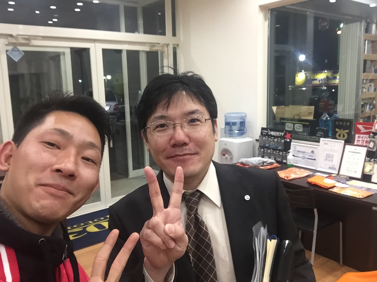 10月19日 木曜日のひとログ(。・Д・)ゞ タイヤ交換シーズン到来!ご予約承ります!_b0127002_19590910.jpg