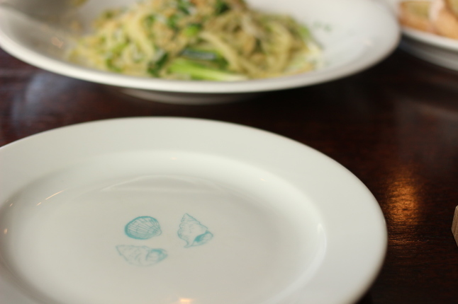 お休みに...ゆっくりピッツァを食べに♪_f0354014_09053773.jpg