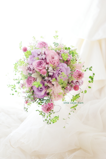 ピンクのブーケ、八芳園の花嫁様へ_a0042928_2122713.jpg