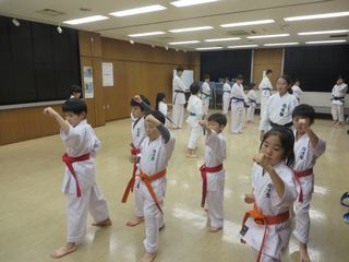 木曜空手　手稲教室･前田教室_c0118332_22101151.jpg