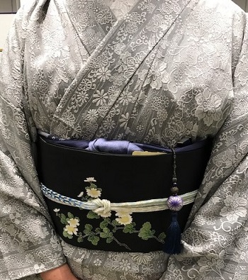 サローネ・しょうざん紬・大島紬・山岡古都に由水十久の帯_f0181251_1832842.jpg