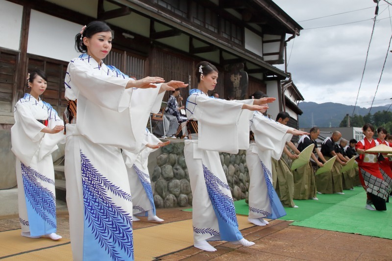 城端むぎや祭　2015　その4　四葉会_c0196076_12132467.jpg