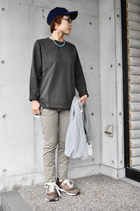 好評のLe minor (別注)より新色★ HENRY LONG TEE (Marron)です♪_d0152280_12045408.jpg