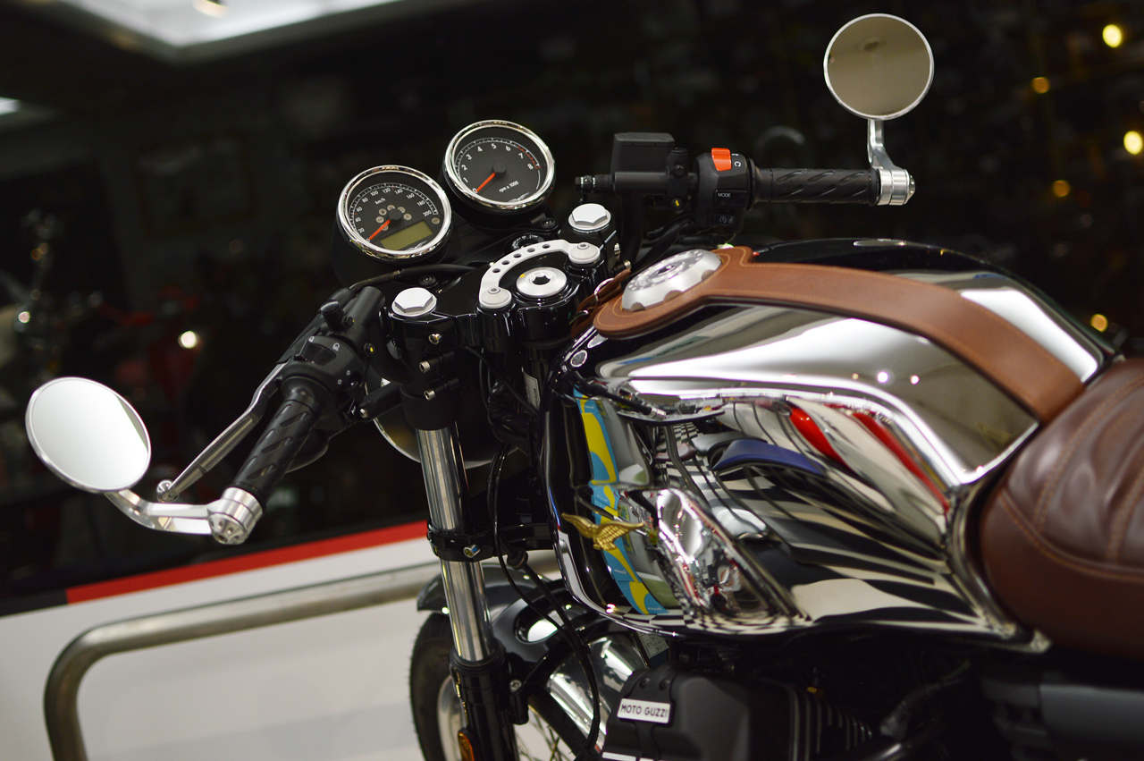 続報！　MOTO GUZZI V7Ⅲアニバーサリオのカスタム編_d0099181_1420252.jpg