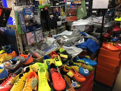 Uno 10 金 サッカーショップ セルバに行って来ました Uno 日記 Uno 10 金 サッカーショップ セルバに行って来ました Uno 日記