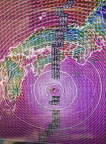 強烈な台風_f0009039_16245892.jpg
