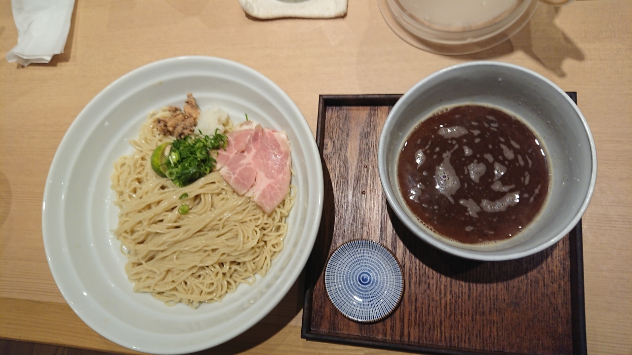 本日開店休業ガラガラ？_c0339918_13051204.jpg