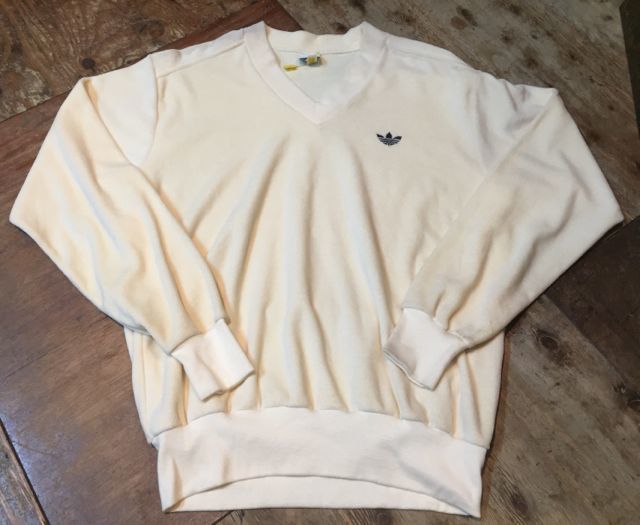 10/22(日）入荷！８０s〜デッドストック！　adidas V neck ベロア　シャツ！_c0144020_19365431.jpg